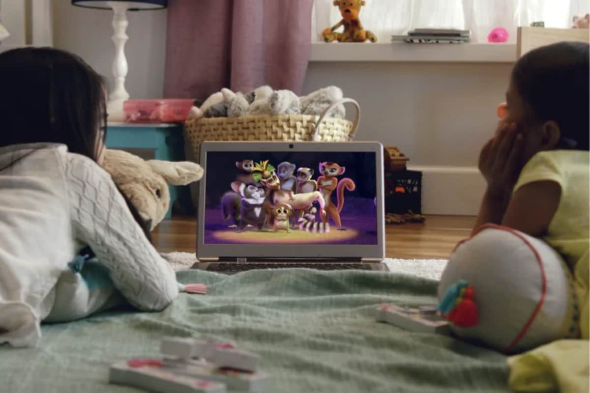 Irish Author's 12-year-old Daughter Tricks Him into Revealing Netflix's Parental Lock. Here's How