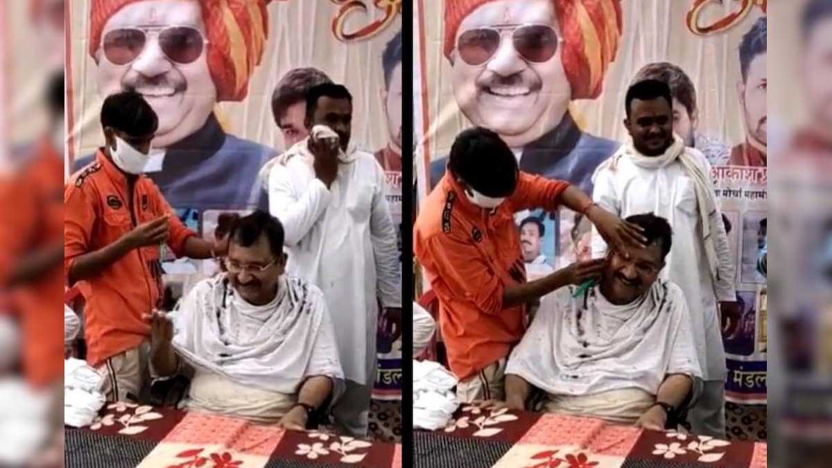 MP Hairdresser Gives Minister On-stage Haircut, Rewarded Rs 60,000 to Set up Salon