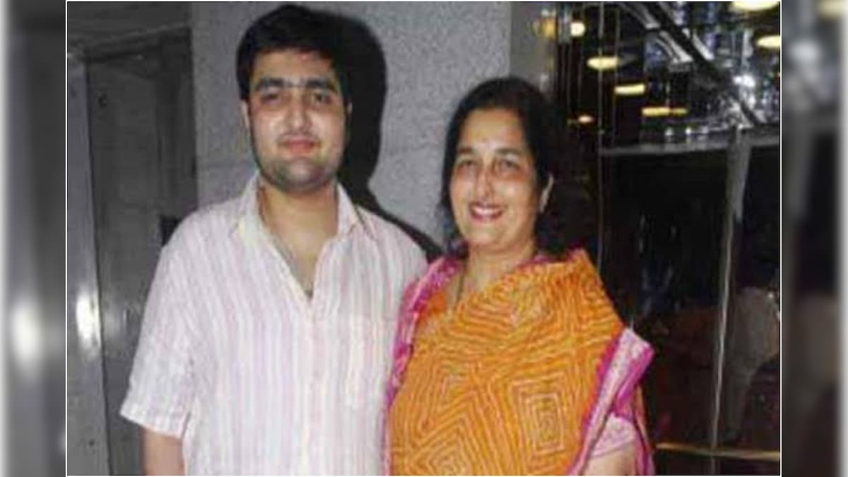 Singer Anuradha Paudwal's Son Aditya Paudwal Passes Away At 35 Due To ...