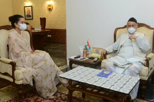 Kangana Ranaut Meets Governor Koshyari Amid Row With Shiv Sena