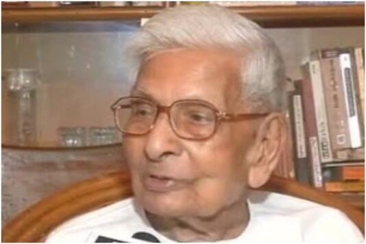 Bihar's Rajkumar Vaishya, who cleared Masters degree at age 98 passed away | Image credit: ANI