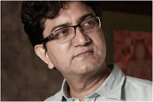 Happy Birthday Prasoon Joshi: 5 Most Memorable Songs Penned by the Lyricist