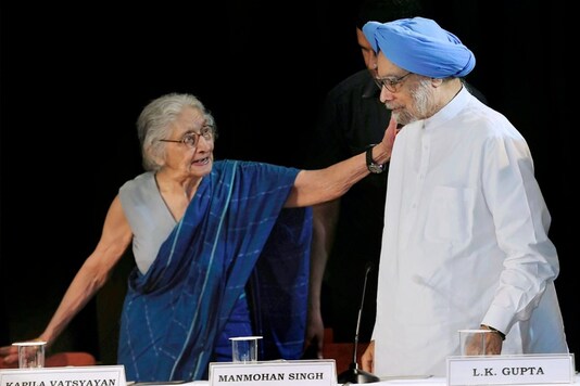 File photo of Kapila Vatsyayan with Manmohan Singh