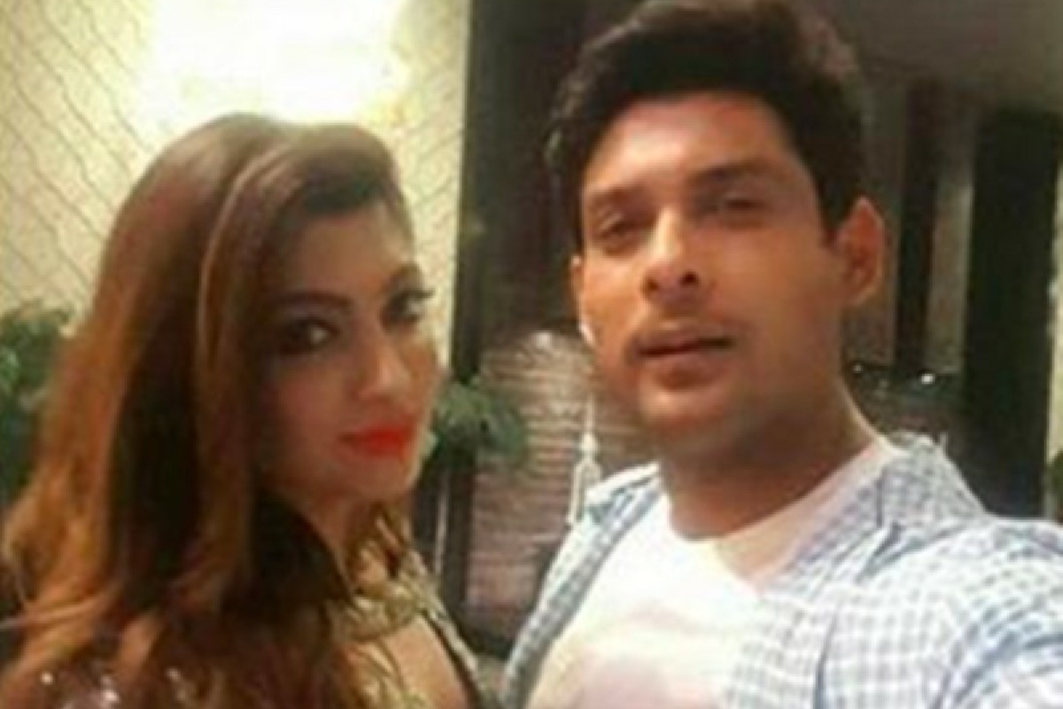 Any Girl Would be Lucky to Date Sidharth Shukla, Says Akanksha ...