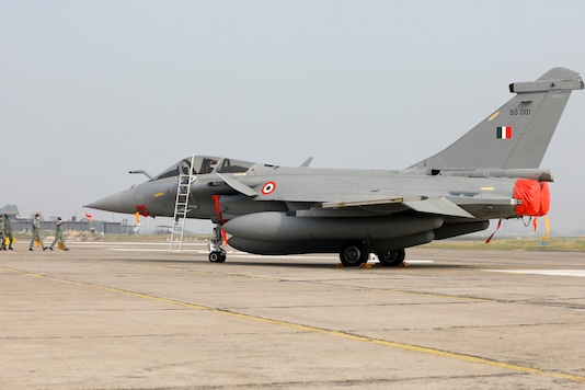 A Rafale fighter jet is seen parked on the tarmac during its induction ceremony at an air force station in Ambala, on September 10, 2020. (REUTERS/Adnan Abidi) A Rafale fighter jet is seen parked on the tarmac during its induction ceremony at an air force station in Ambala, on September 10, 2020. (REUTERS/Adnan Abidi)
