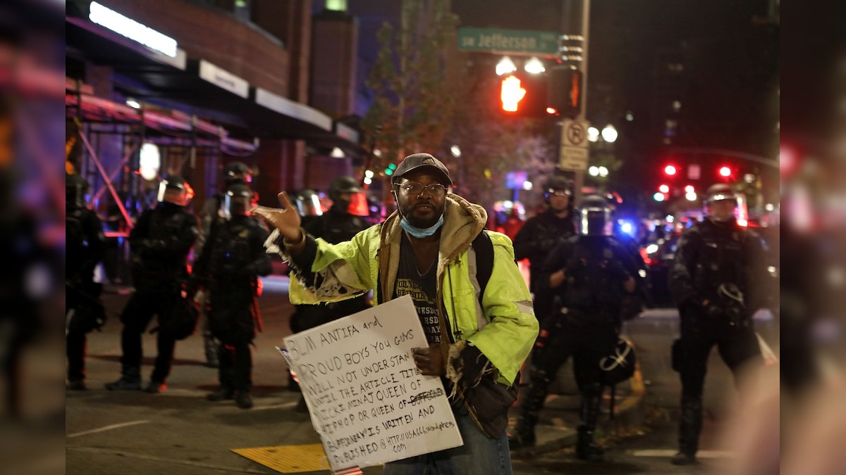 Police Clash with Anti-racism Protesters and Press in Portland; More Than 20 Arrested