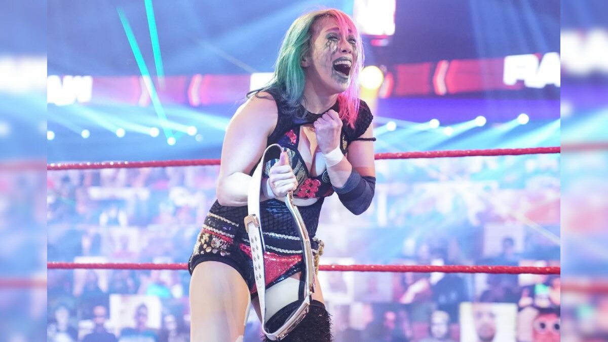 WWE RAW Results: Asuka Beats Zelina Vega to Win Women's Championship