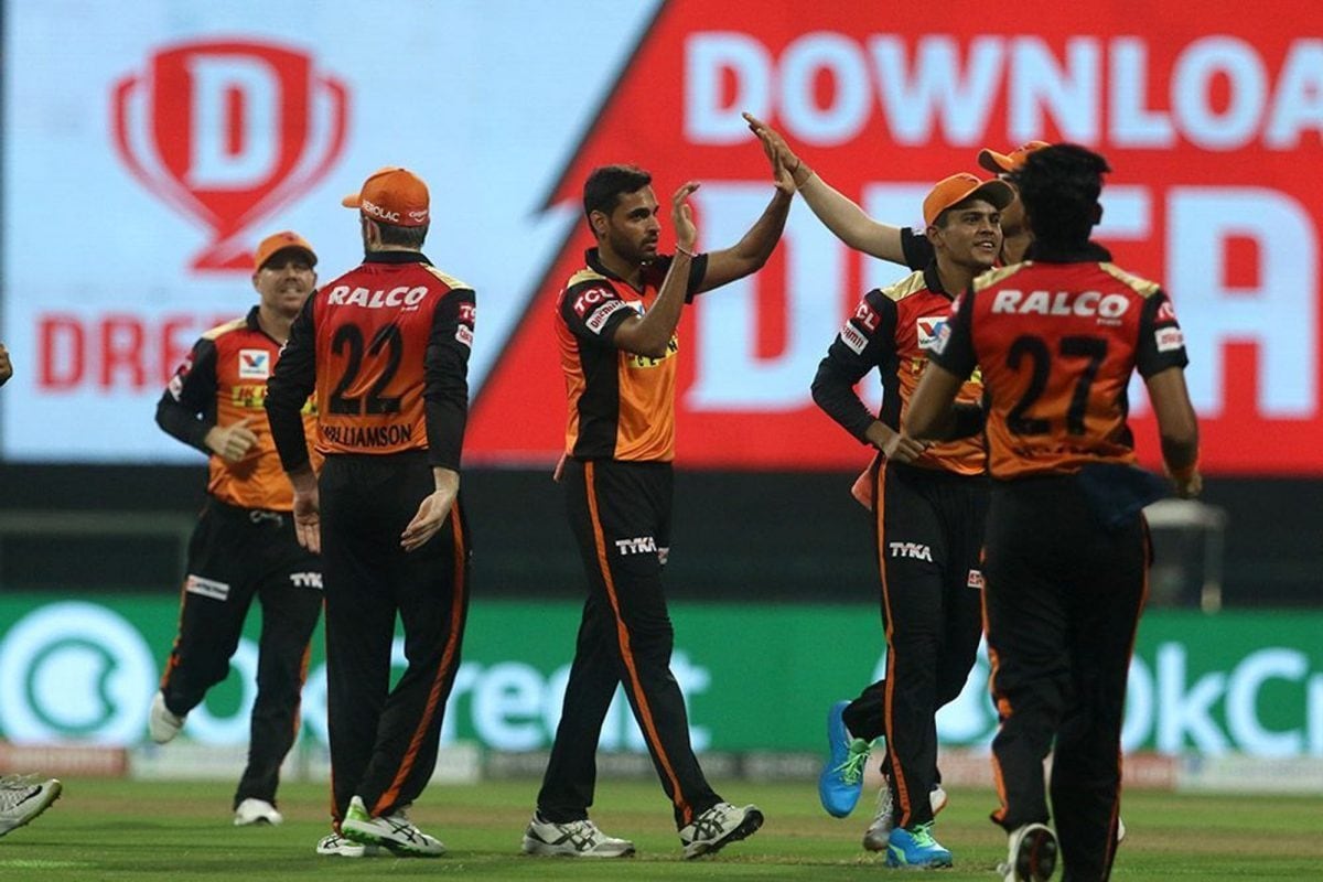 IPL 2020: Can’t Say Anything about Bhuvneshwar Kumar’s Injury, Says SRH Captain David Warner