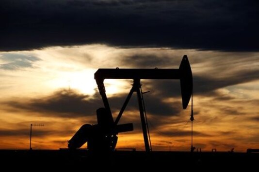 Oil Rises Towards $46 On U.S. Inventory Drop, Economy Hopes