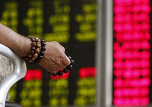Graphic: Valuation Of Asian Shares Rises To 11-year High