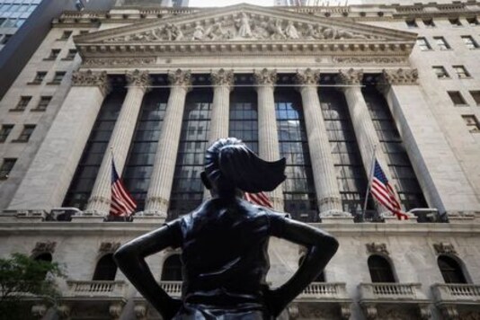Nasdaq Set To Bounce As Tech Stocks Stabilize After Rout