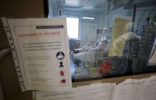 France's COVID Hospitalisations At 1-month High As Cases Surge