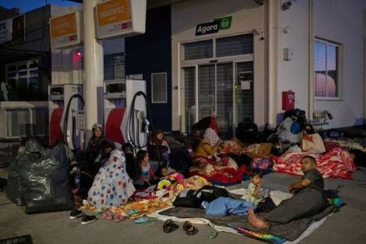 Moria Migrants Stuck On Lesbos Island, Locals Oppose Shelter Plans