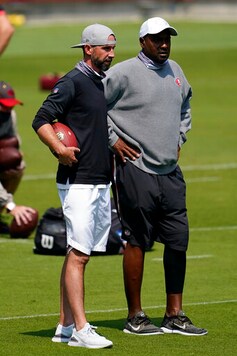 Winning Division Year After No Playoffs Commonplace In NFL
