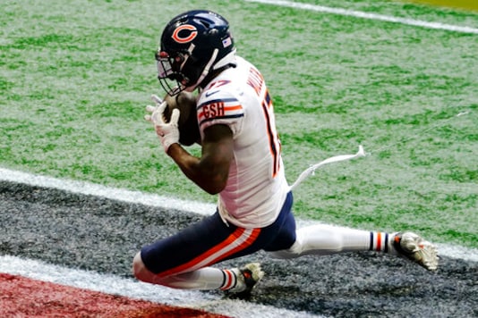 Chicago Bears wide receiver Anthony Miller (17) makes a touchdown catch against the Atlanta Falcons during the second half of an NFL football game, Sunday, Sept. 27, 2020, in Atlanta. (AP Photo/Brynn Anderson) Chicago Bears wide receiver Anthony Miller (17) makes a touchdown catch against the Atlanta Falcons during the second half of an NFL football game, Sunday, Sept. 27, 2020, in Atlanta. (AP Photo/Brynn Anderson)