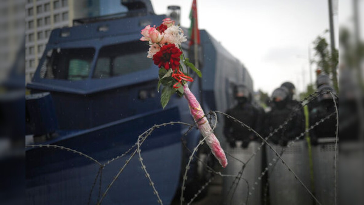 100000 March In Minsk To Demand Belarus Leader Resigns News18