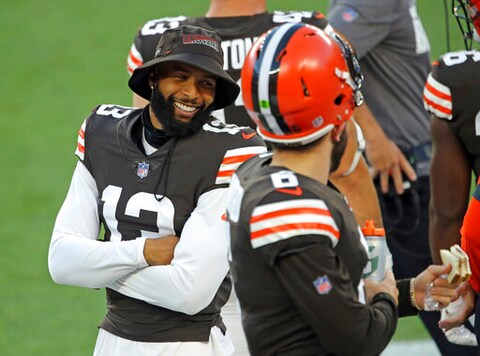 Cleveland Browns quarterback Baker Mayfield, right, and wide receiver Odell Beckham Jr. talk during the NFL football team's scrimmage Friday, Sept. 4, 2020, in Cleveland. (Joshua Gunter/Cleveland.com via AP)