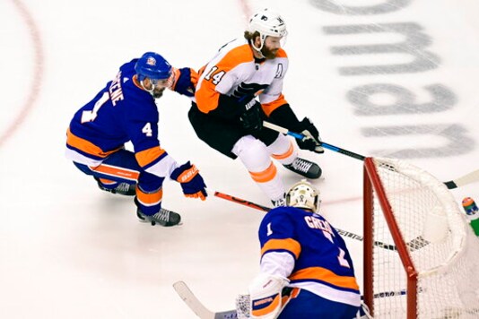 Couturier 3rd Flyers To Be Named NHL's Top Defensive Forward