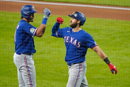 Homers By Seager, Lewis Lift Mariners Past Rangers 4-3