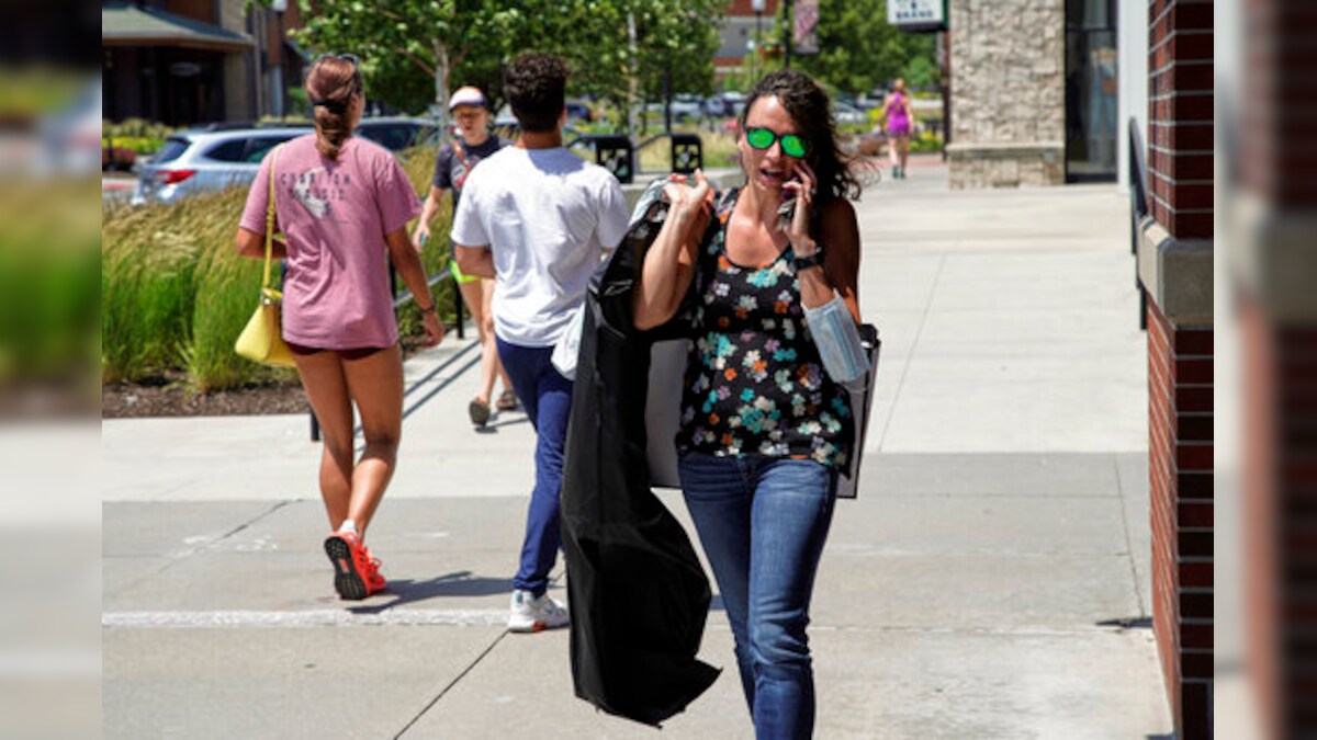 Retail Sales Rise For 4th Straight Month As Growth Slows