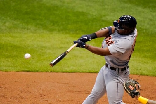 Hiura, Peterson HR, Brewers Rally, End Tigers' 6-game Streak