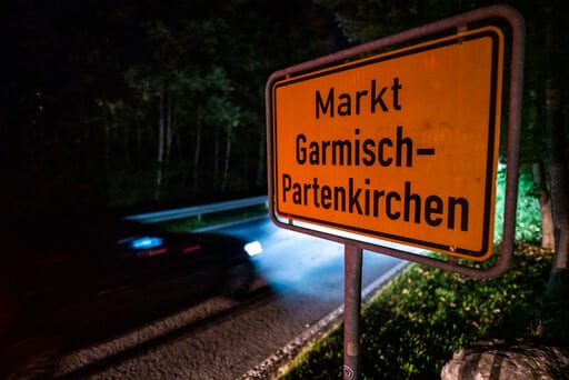 US general meets with German officials over resort outbreak