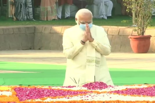 PM Modi paying tributes to Lal Bahadur Shastri at Vijay Ghat. PM Modi paying tributes to Lal Bahadur Shastri at Vijay Ghat.