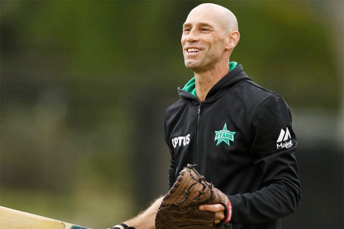 David Hemp Named Pakistan Women's Head Coach