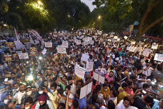Protests at Jantar Mantar on Friday (Photo Credits: PTI) Protests at Jantar Mantar on Friday (Photo Credits: PTI)