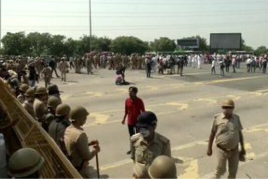 Reinforced security and barricades placed at the toll plaza in Delhi Noida Direct Flyway in view of the visit of a Congressional delegation led by Rahul Gandhi to Hathras