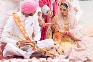 Actress Niti Taylor Marries Parikshit Bawa in a Hush-Hush Wedding; See Pics