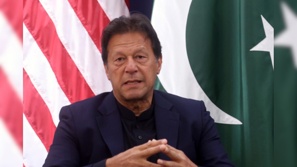 Pakistan PM Imran Khan Bats for Electoral Reforms for Fair Elections, to Introduce EVMs