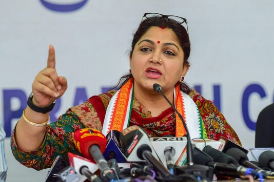 Khushbu Sundar's departure from Congress has once again raised questions about the Gandhis' inability to keep their flock together.