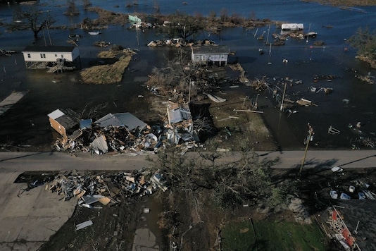 Homes are seen destroyed in the aftermath of Hurricane Delta in Cameron, Louisiana, U.S., October 10, 2020. Picture taken with a drone. REUTERS/Adrees Latif
Homes are seen destroyed in the aftermath of Hurricane Delta in Cameron, Louisiana, U.S., October 10, 2020. Picture taken with a drone. REUTERS/Adrees Latif