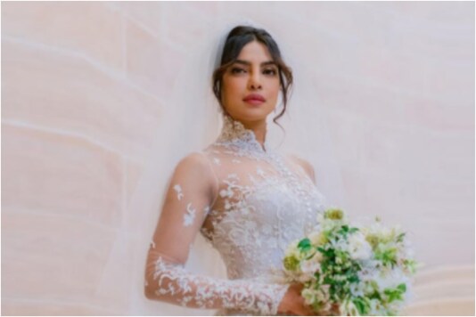 priyanka chopra wedding clothes