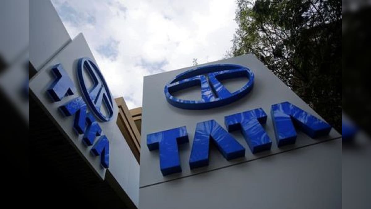 Tata Motors Ties up with HDFC Bank for Financing of Passenger Vehicles Ahead of Festive Season