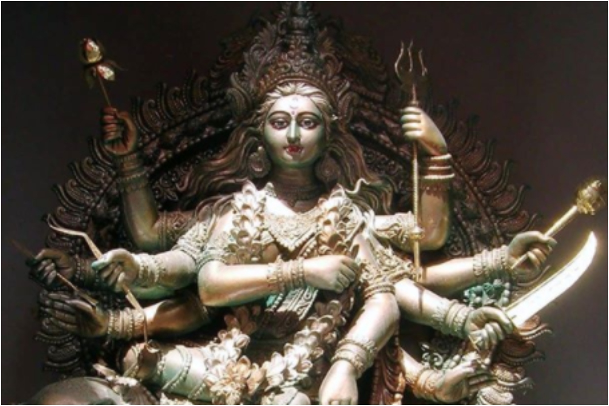 Navratri Day 8: The Significance of Maa Mahagauri and Ashtami Rituals