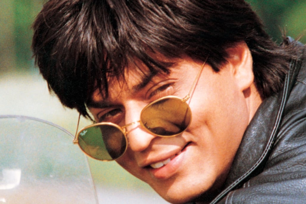 Shah Rukh Khan celebrates 30 years in Bollywood with a rare selfie