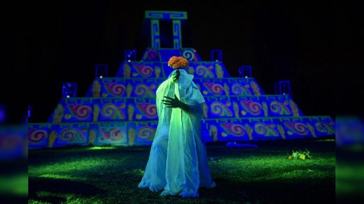 Day of The Dead: Mexico's 'La Llorona' Returns on Stage With Pandemic-era Twist