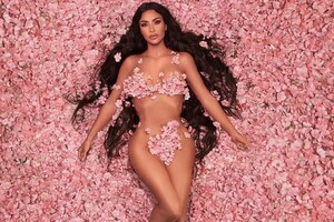 Top 10 Controversies About the Reality Star Kim Kardashian - In Pictures
