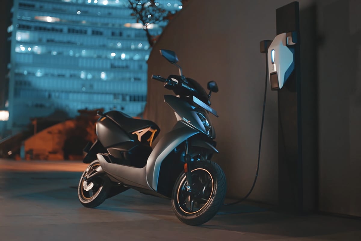 Indian Two-Wheeler Electric Vehicle Startups Revolutionizing the Homegrown EV Industry - A List
