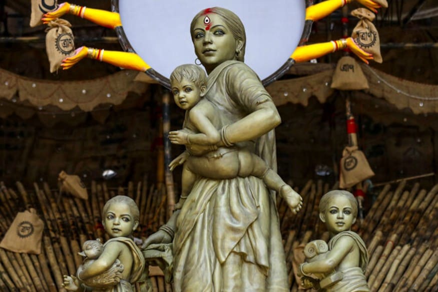 Durga Puja 2020 Goddess Durga Takes The Form Of Migrant Mother In This Pandal News18