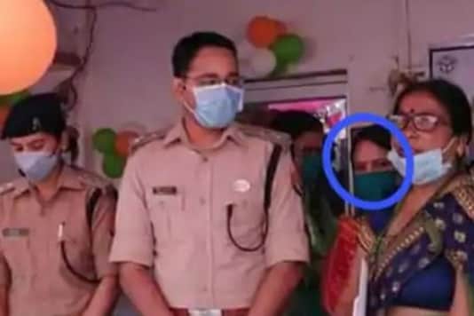 The councillor, Babita Verma, along with 30 others, allegedly tried to take possession of the land of a poor woman in the district.
(Image: News18 India) The councillor, Babita Verma, along with 30 others, allegedly tried to take possession of the land of a poor woman in the district.
(Image: News18 India)