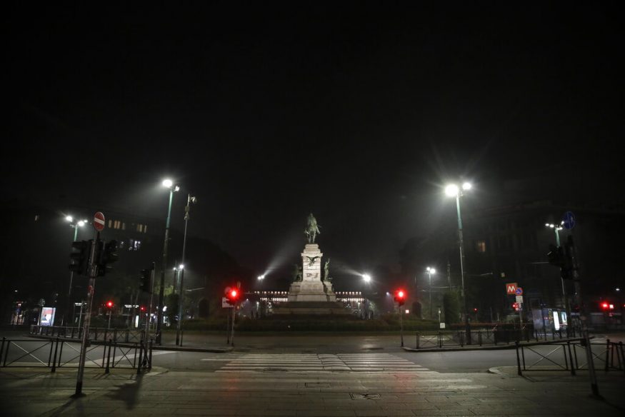 Since an 11 p.m.-5 a.m. curfew took effect Thursday (October 22), people can only move around during those hours for reasons of work, health or necessity. (Image: AP)