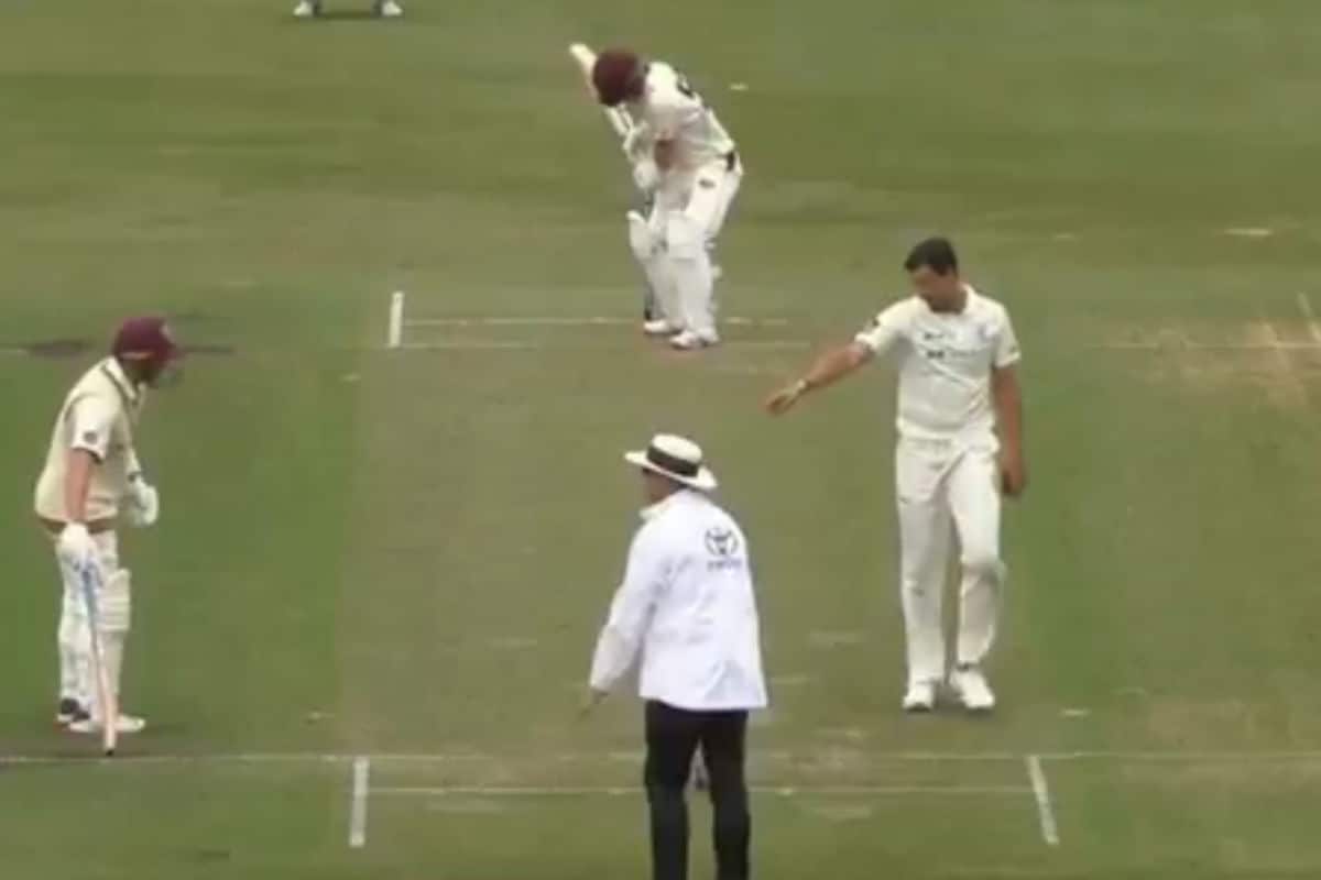Mitchell Starc Gives Mankad Warning to Marnus Labuschagne in Sheffield Shield Game