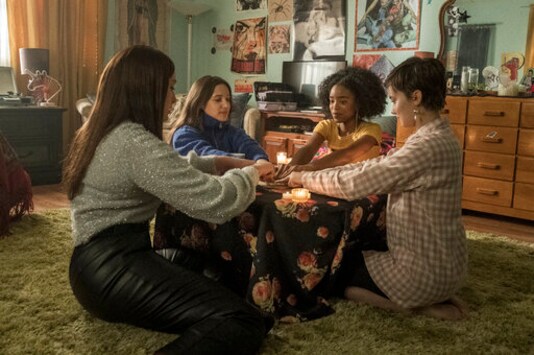 This image released by Sony Pictures shows, from left, Zoey Luna, Gideon Adlon, Lovie Simone and Cailee Spaeny in a scene from 