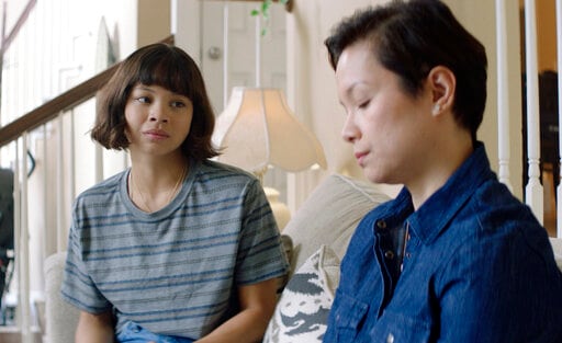 Review: A Filipina Singer With Heart In 'Yellow Rose'