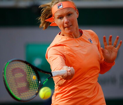 Netherlands' Kiki Bertens plays a shot against Italy's Martina Trevisan in the fourth round match of the French Open tennis tournament at the Roland Garros stadium in Paris, France, Sunday, Oct. 4, 2020. (AP Photo/Christophe Ena)
