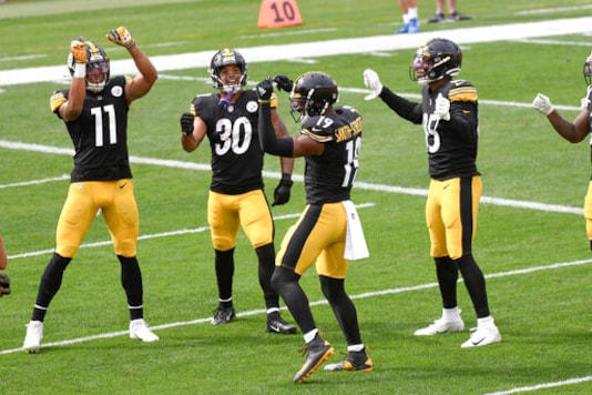 Pittsburgh Steelers wide receiver JuJu Smith-Schuster (19) dances with teammates in the end zone after catching a pass against the Houston Texans and running it in for a touchdown in the first half of an NFL football game, Sunday, Sept. 27, 2020, in Pittsburgh. (AP Photo/Don Wright) Pittsburgh Steelers wide receiver JuJu Smith-Schuster (19) dances with teammates in the end zone after catching a pass against the Houston Texans and running it in for a touchdown in the first half of an NFL football game, Sunday, Sept. 27, 2020, in Pittsburgh. (AP Photo/Don Wright)