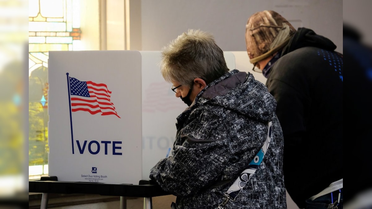 Moisture from Voters' Hand Sanitiser Jams Ballot Scanner in US State of Iowa